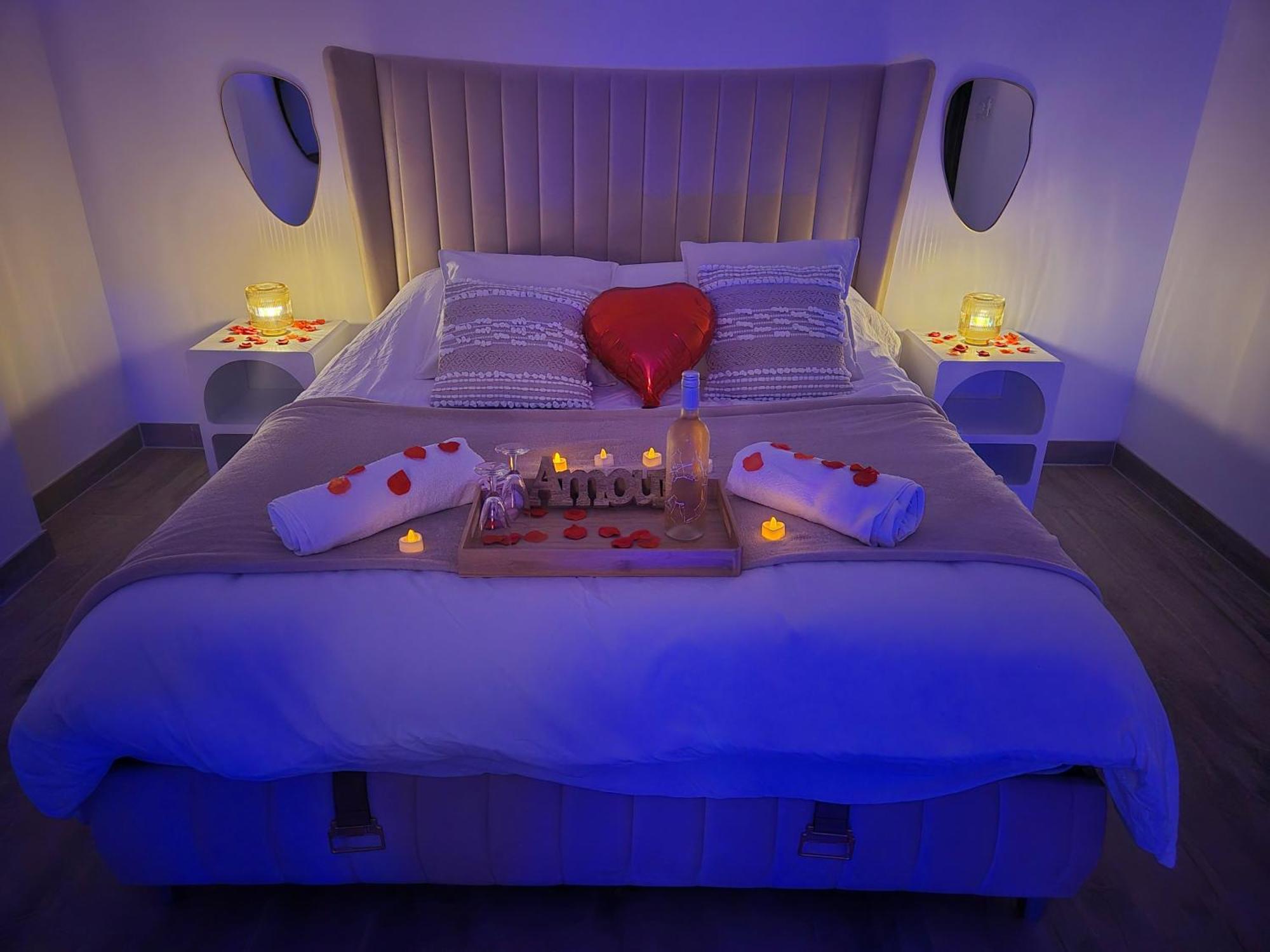 Love Room - Cocon Room - Toulon - 奥利奥斯 外观 照片