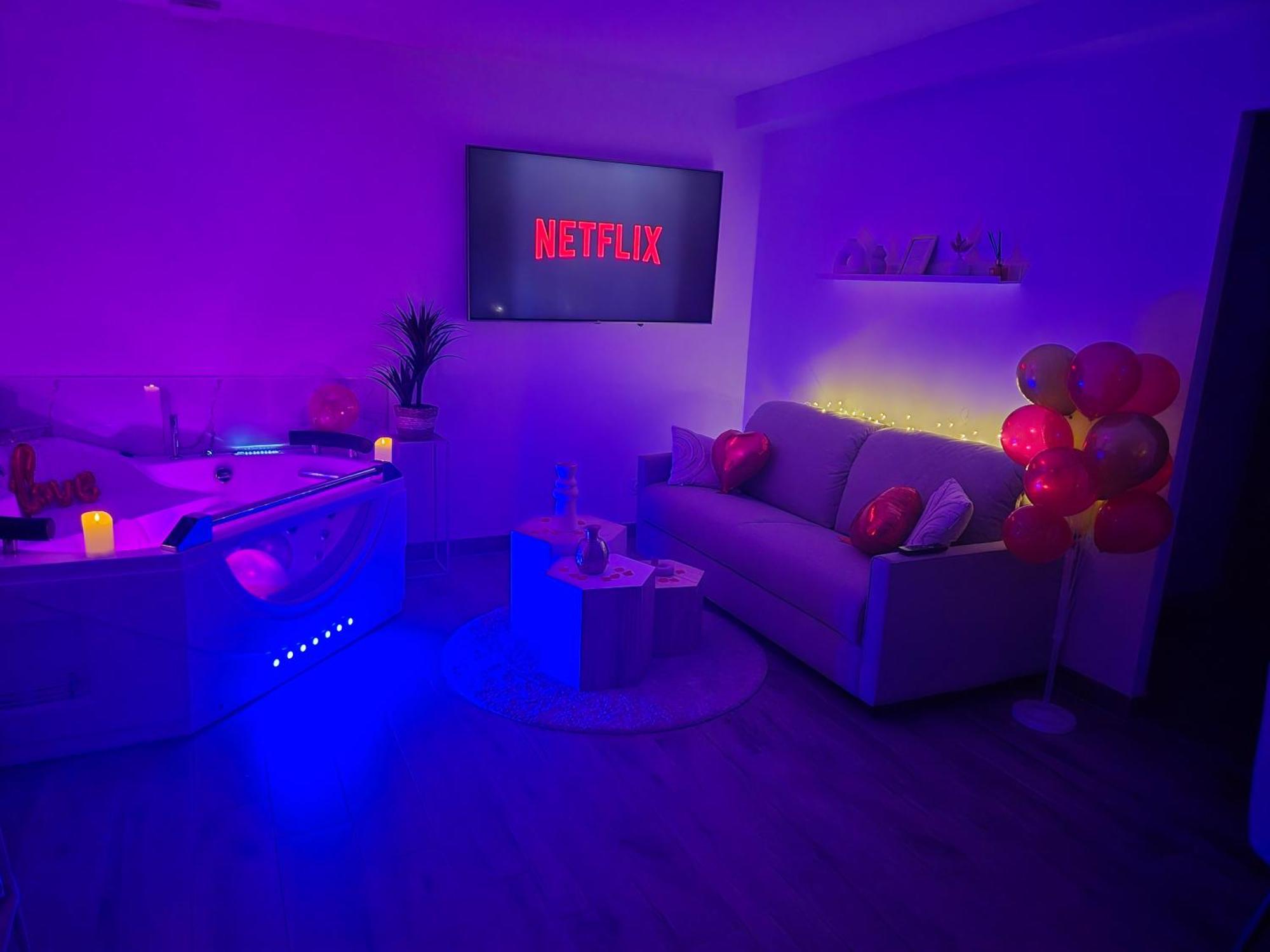 Love Room - Cocon Room - Toulon - 奥利奥斯 外观 照片